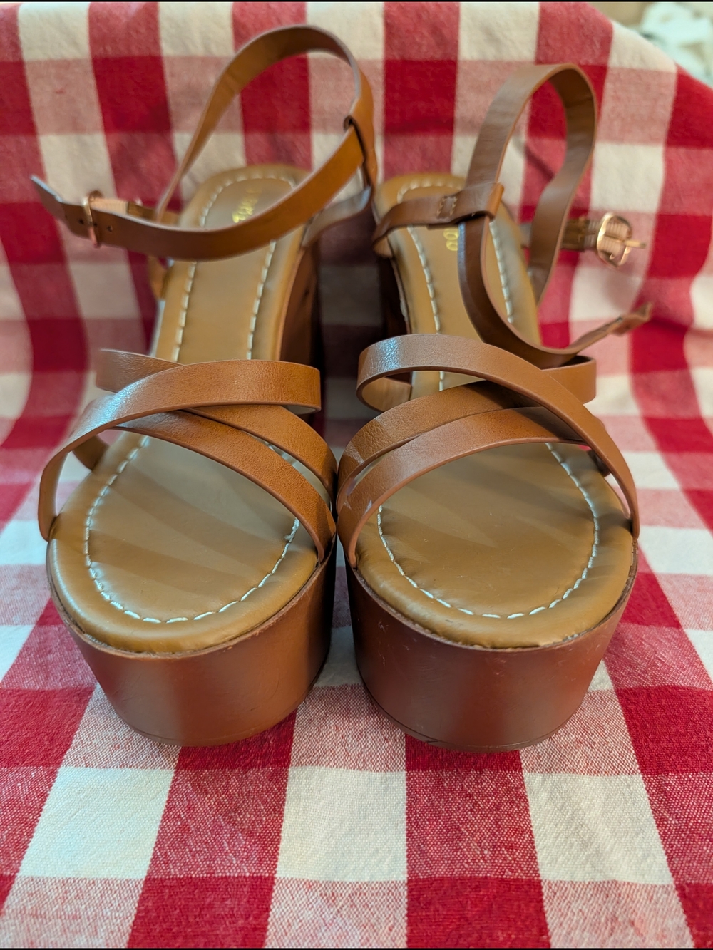 BAMBOO Woodland Tan Chunky Heel Platform Sandals Size 8.5